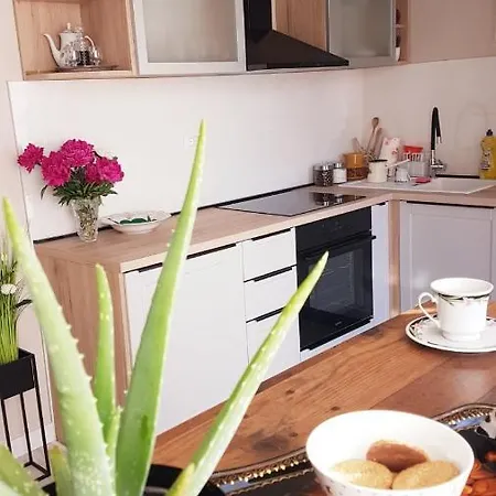 By The For 2 تْسافتات