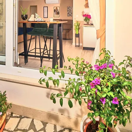 Apartment By The For 2