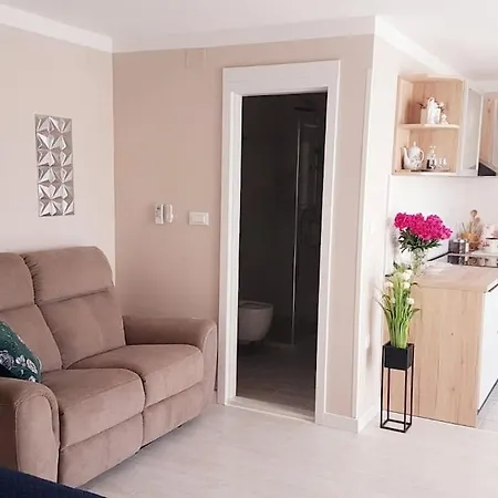 By The For 2 تْسافتات