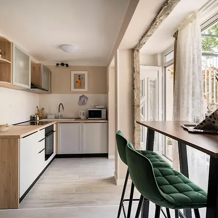 Apartment By The For 2 Cavtat