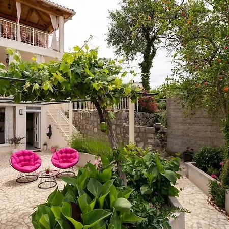 Apartment By The For 2 *